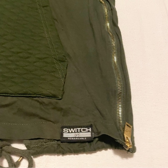 Switch Remarkable Shirt Mens Small Tshirt - Picture 7 of 15